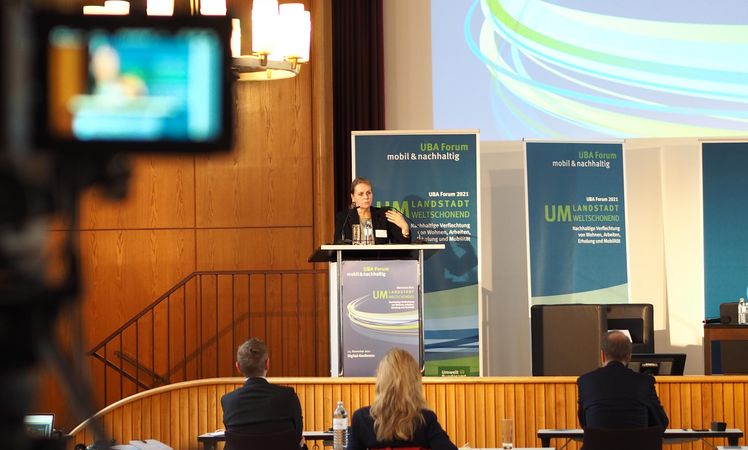 Dr. Florika Fink-Hooijer (Europäische Kommission, Generaldirektorin GD Umwelt)